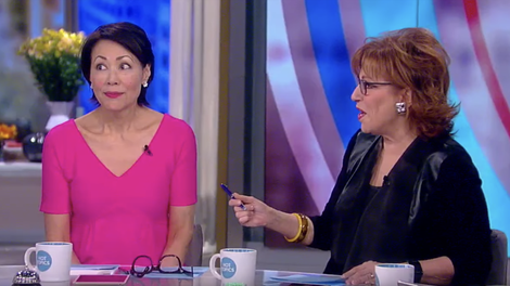 Jane Fonda Still Thinks That Megyn Kelly Interview Was the Most Awkward photo Jane Fonda Still Thinks That Megyn Kelly Interview Was the Most Awkward images