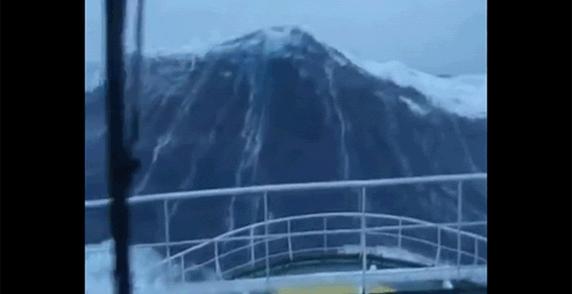 Watch a Huge 100-Foot Wave Crash Down and Smash a Ship