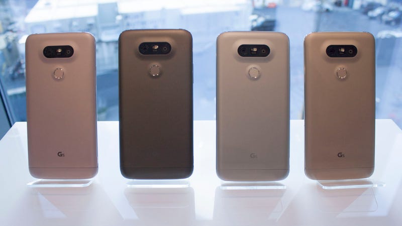 LG's All-Metal G5 Is Like a Future Phone Prototype