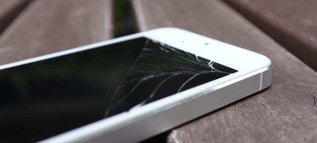 Apple Patents Method to Make iPhones Fall Like a Cat