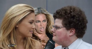 Beyoncé's Publicist Asks Internet to Remove Unflattering Beyoncé Photos; Internet Turns Unflattering Beyoncé Photos Into a Meme
