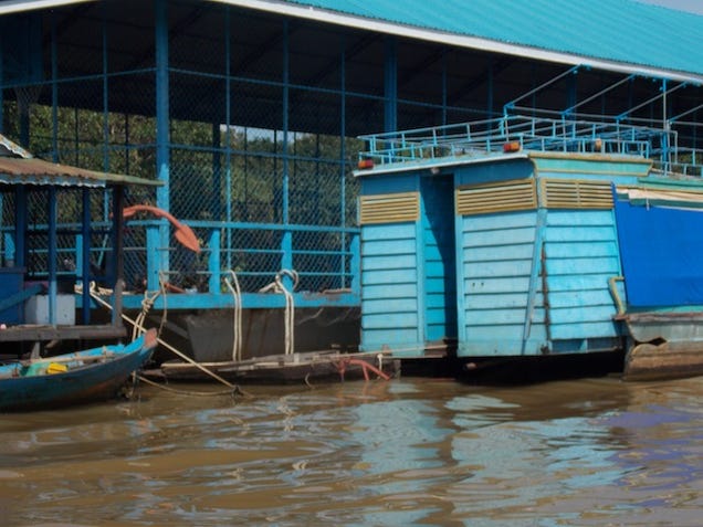 Cambodia's floating village migrates with the seasons