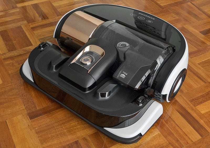 Sunday's Best Deals: Robotic Vacuum, Kindle Ebooks, Lodge Skillet