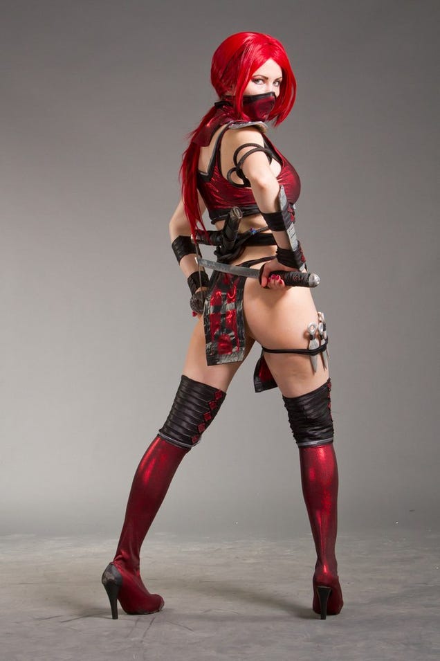 Start Your Week With Cosplay From Star Wars, Diablo, The Witcher and...Ponyo