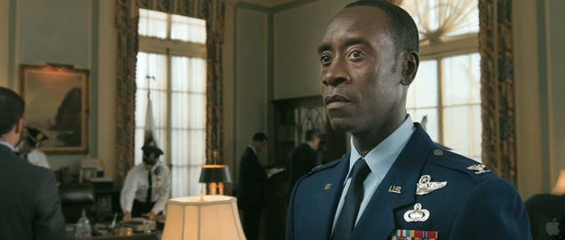Iron Man 3 trailer screencaps reveal Tony Stark's worst nightmares. Plural.
