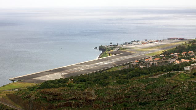 23 Terrifying Runways That Will Stoke Your Fear of Flying