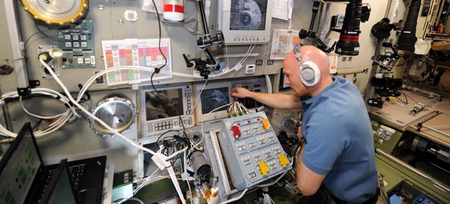 Cargo Ships Arriving at the ISS Are Guided In Using a Plastic Ruler