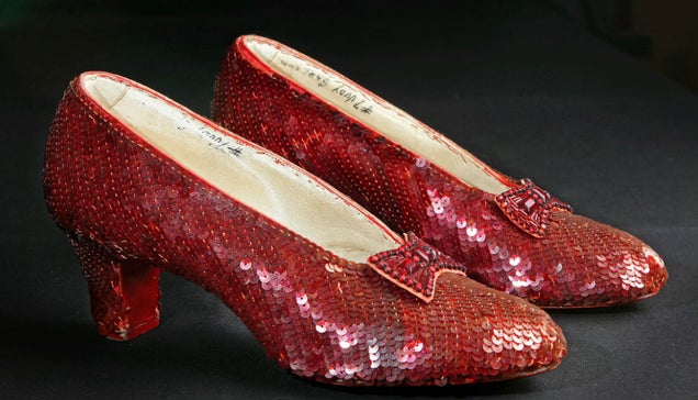 Three Arrested for Stealing Ruby Red Slippers from The Wizard of Oz