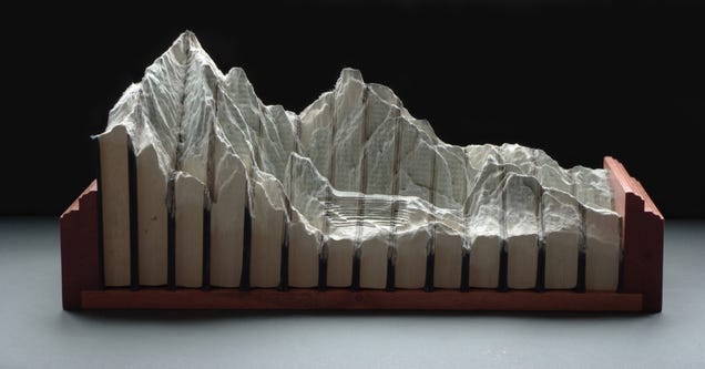 Insanely Detailed Book Sculptures Should Be Featured In National Geographic