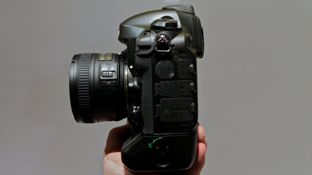 Nikon D4 Hands-On: The Photographer's Newest Deadly Weapon