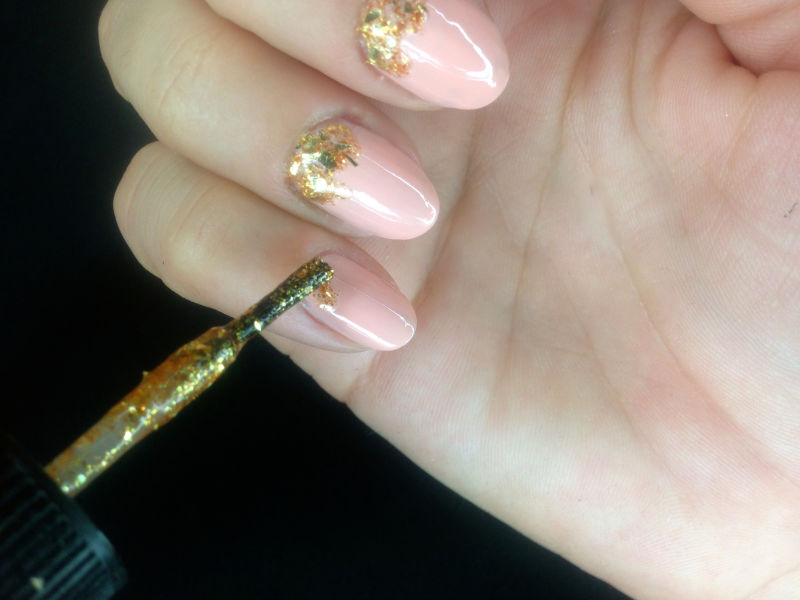 Pretty, Easy Nails: Gradient or Ombr&eacute; Glitter or Whatever You Call It?