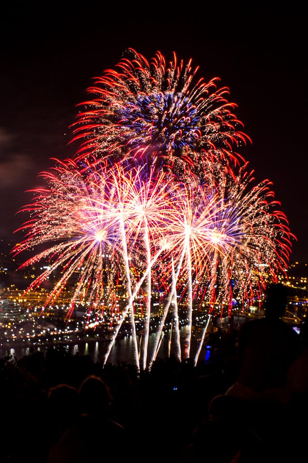 75 Explosive Photos of Fireworks