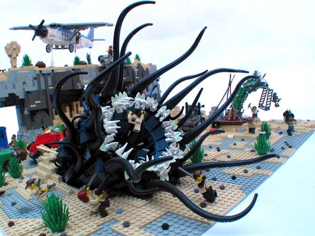 These Cthulhu LEGO sets will drive you insane with little plastic bricks