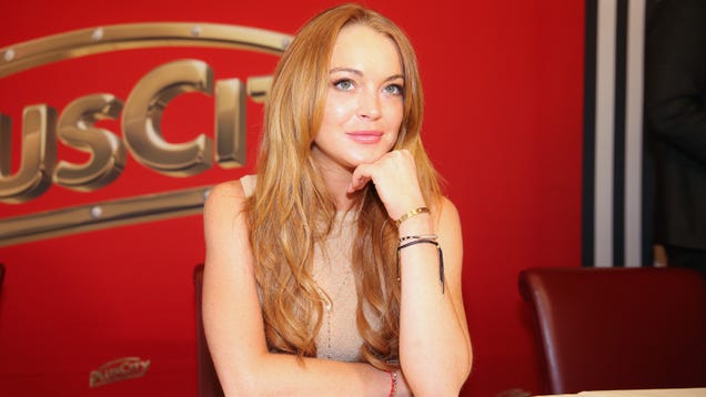 Lindsay Lohan, Age 28, Is Writing a Memoir