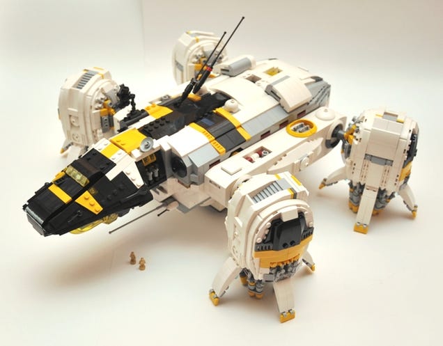 These LEGO Prometheus models need tiny, smarmy androids