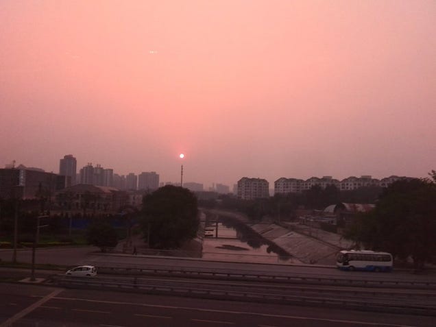 Why the Sunset Looks the Same on Mars as it Does in Beijing