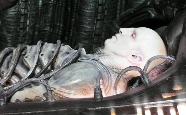 Prometheus set photos show what's under the Engineers' robes, plus a never-before-seen character