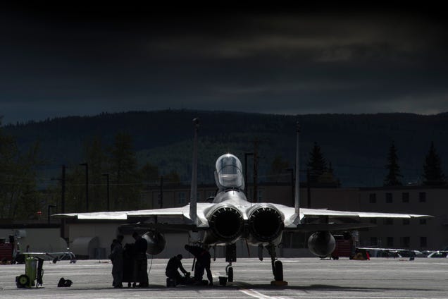 50 Totally Stunning Combat Aircraft Photos Taken Around Alaska