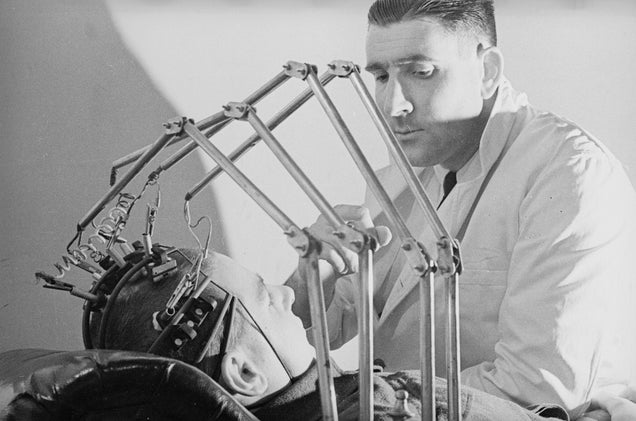 22 Strange Medical Instruments From the Past That Make You Shudder