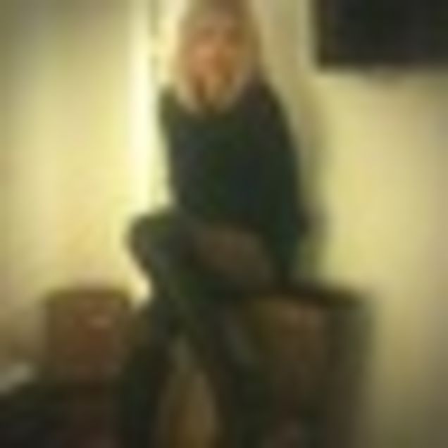 Lindsay Lohan Starts In With Dr. Drew On Twitter