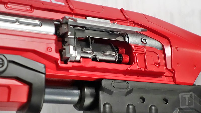 Master Chief's Iconic UNSC MA5 Halo Rifle Is Now a BOOMco Dart Blaster