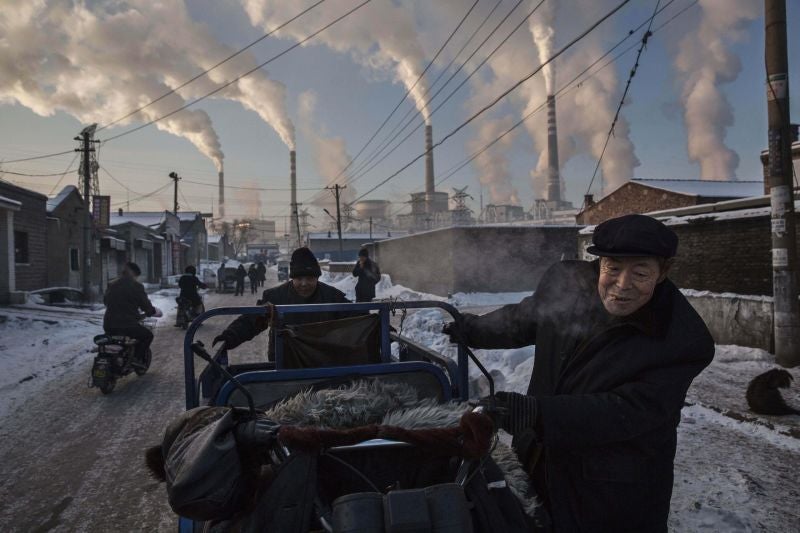 Las mejores fotos de prensa de 2015 muestran la cara más brutal del hombre y la naturaleza