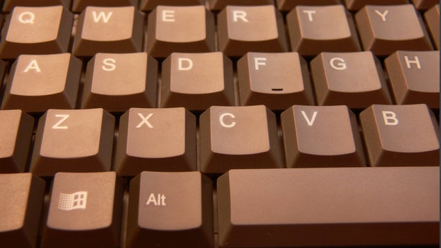 Guy Returns Stolen Spacebars to Internet Cafe