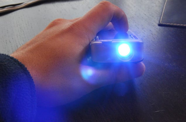 3M MPro110 Handheld Mobile Projector: Lightning Review