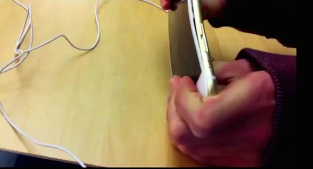 Stop Bending the Apple Store's iPhones