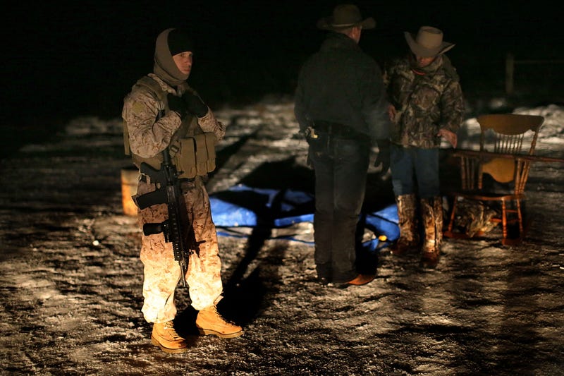 FBI, Oregon occupiers begin talks to end wildlife refuge standoff