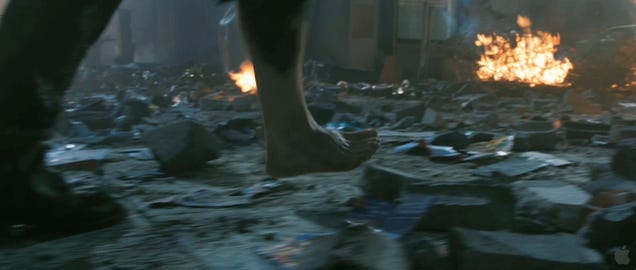 Iron Man 3 trailer screencaps reveal Tony Stark's worst nightmares. Plural.