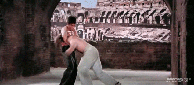 Video: 60 Seconds of painful breaking bones from movie fight scenes