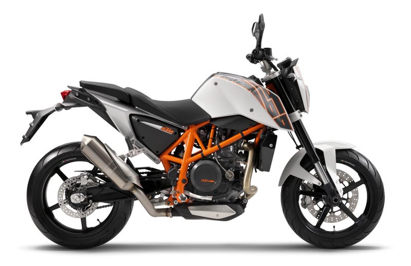KTM Has A Mid-Sized Duke On The Way For 2017