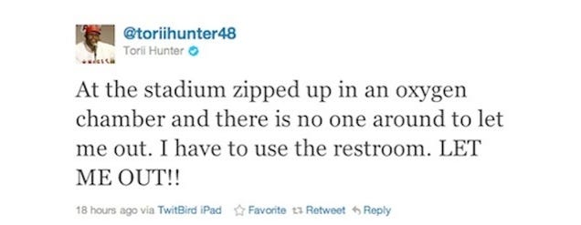 Torii Hunter Gets Trapped In An Oxygen Chamber, Pisses In a Bottle, Tweets
