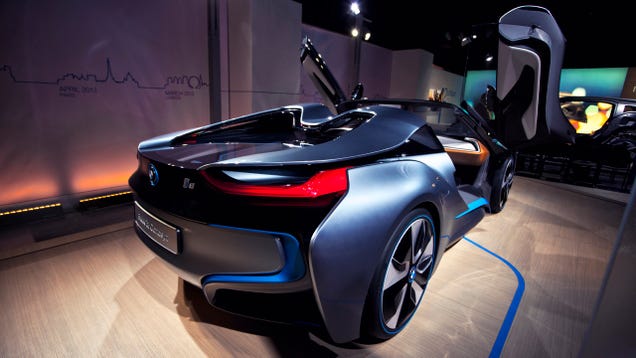 How the BMW i8 Concept Makes Green Look Gorgeous