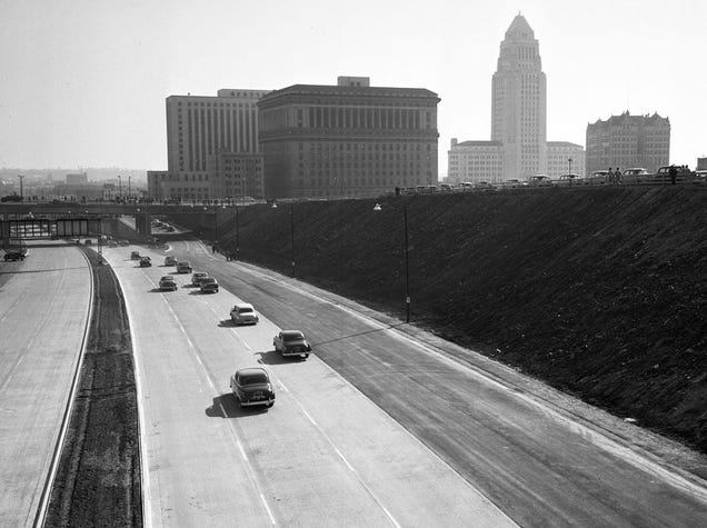 Photos: When Southern California's Freeways Were New (and Empty)