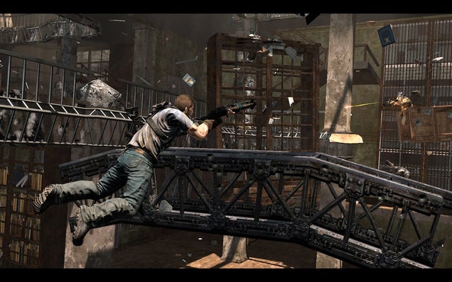Backhanded Box Quotes: 'Gears of War with Normal Size People'