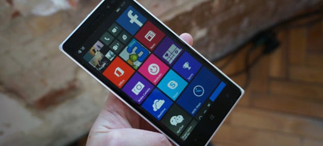 Lumia 730 and 830 Hands-On: Windows Phone on a Budget