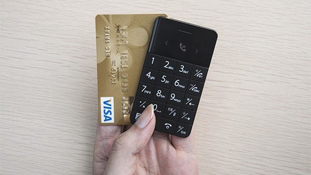 This Credit-Card-Size Cellphone Is The Ultimate Backup