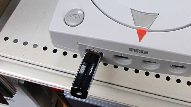 Oh Yes, A Dreamcast PC With Blu-ray