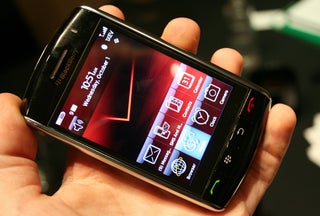 BlackBerry Storm Priced at $200, Delay Caused by Software
