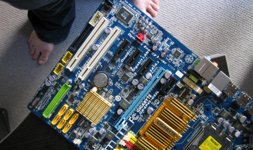 The First-Timer's Guide to Building a Computer from Scratch