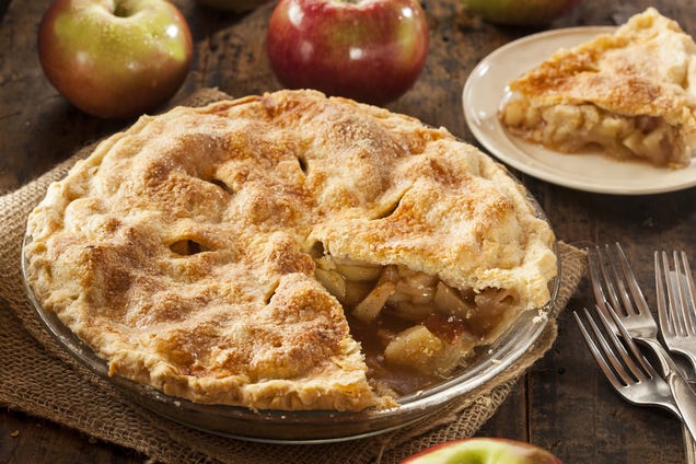 The Right Way To Make Your Pies This Thanksgiving Is With Vodka