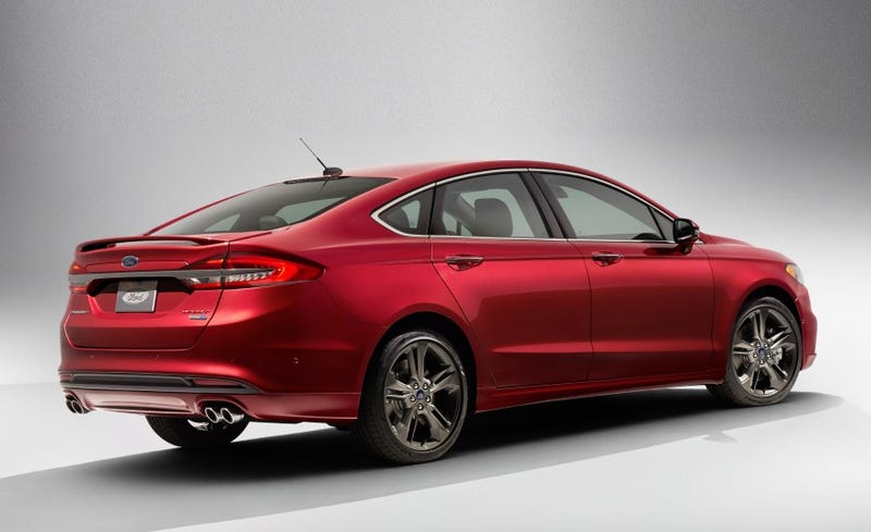 The Facelifted 2017 Ford Fusion Gets Sporty With A 325 HP Twin-Turbo V6