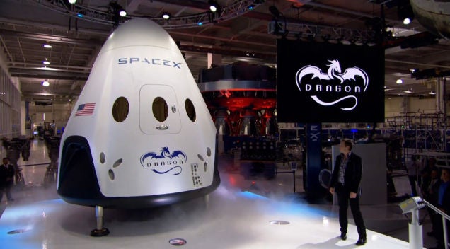 SpaceX Dragon V2, la nave capaz de llevar a 7 astronautas al espacio