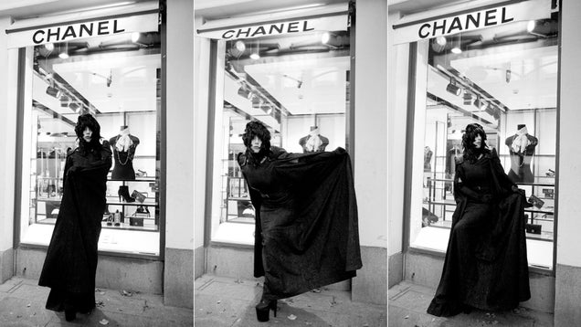 Next Top Model Judge Hospitalized after Twitter Bullying Leads to Suicide Attempt