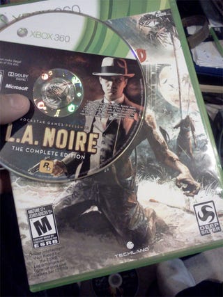I Didn't Know LA Noire Involved Smashing Zombies With Paddles