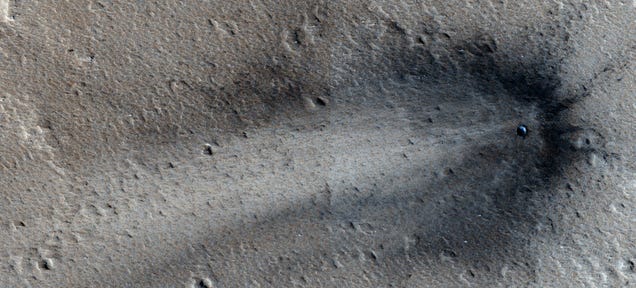 This Is a Fresh Scar on Mars's Surface