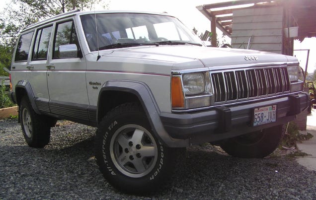 1990 Jeep cherokee fan shroud #4
