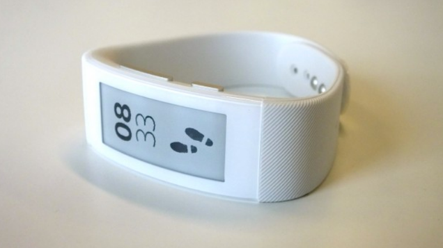 Sony SmartBand Is an E-Ink Wristable That Works With a Snap